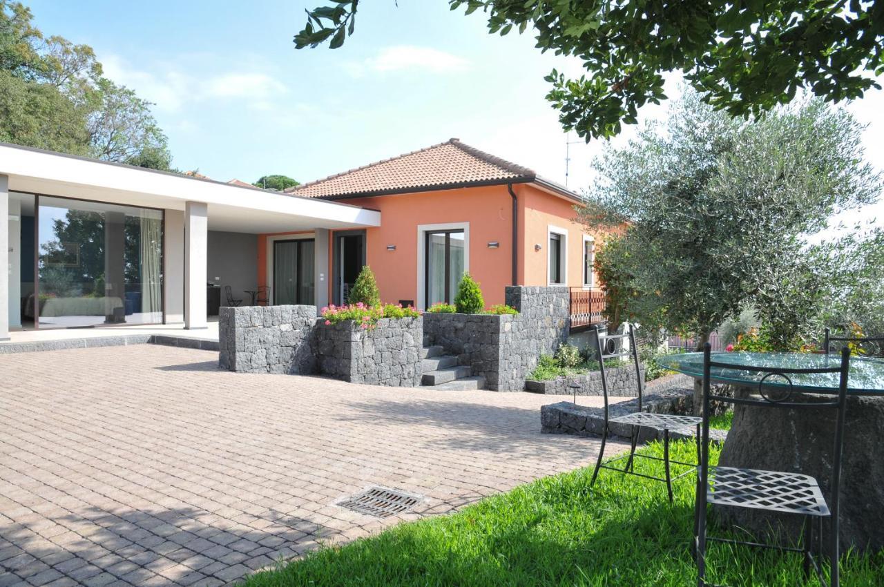 La Casa Dell'Alloro Zafferana Etnea Kültér fotó