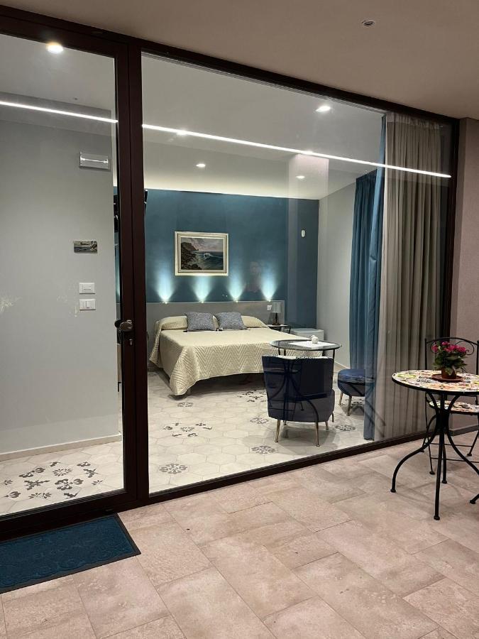 La Casa Dell'Alloro Zafferana Etnea Kültér fotó